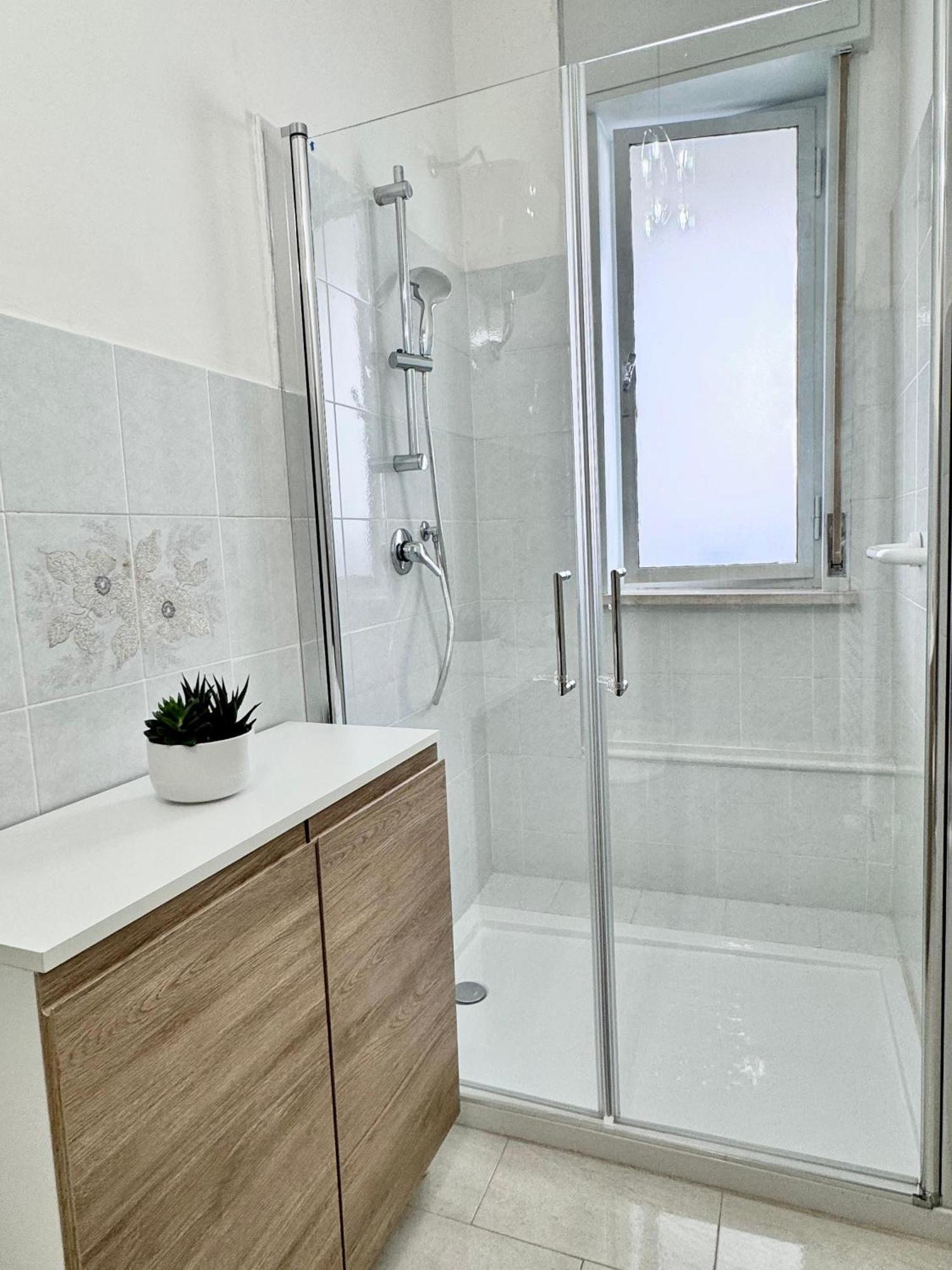 Aliste Apartment บรินดิซิ ภายนอก รูปภาพ